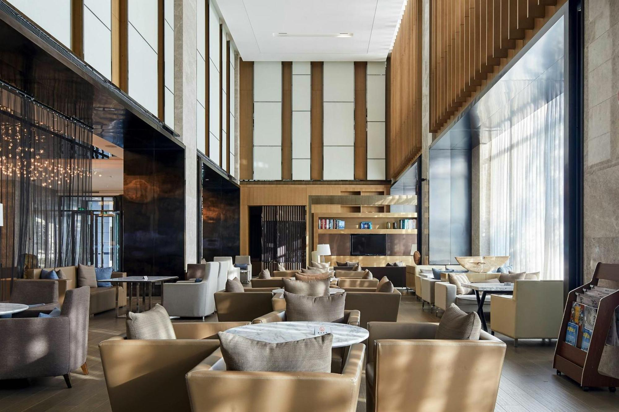 Courtyard By Marriott Xinchang Bagian luar foto