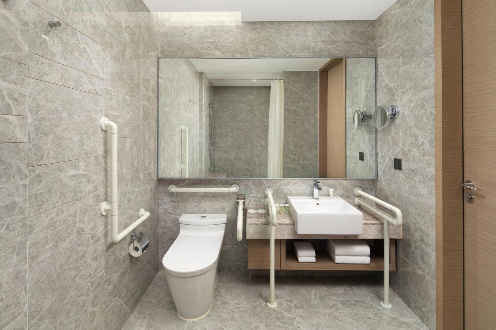 Courtyard By Marriott Xinchang Bagian luar foto