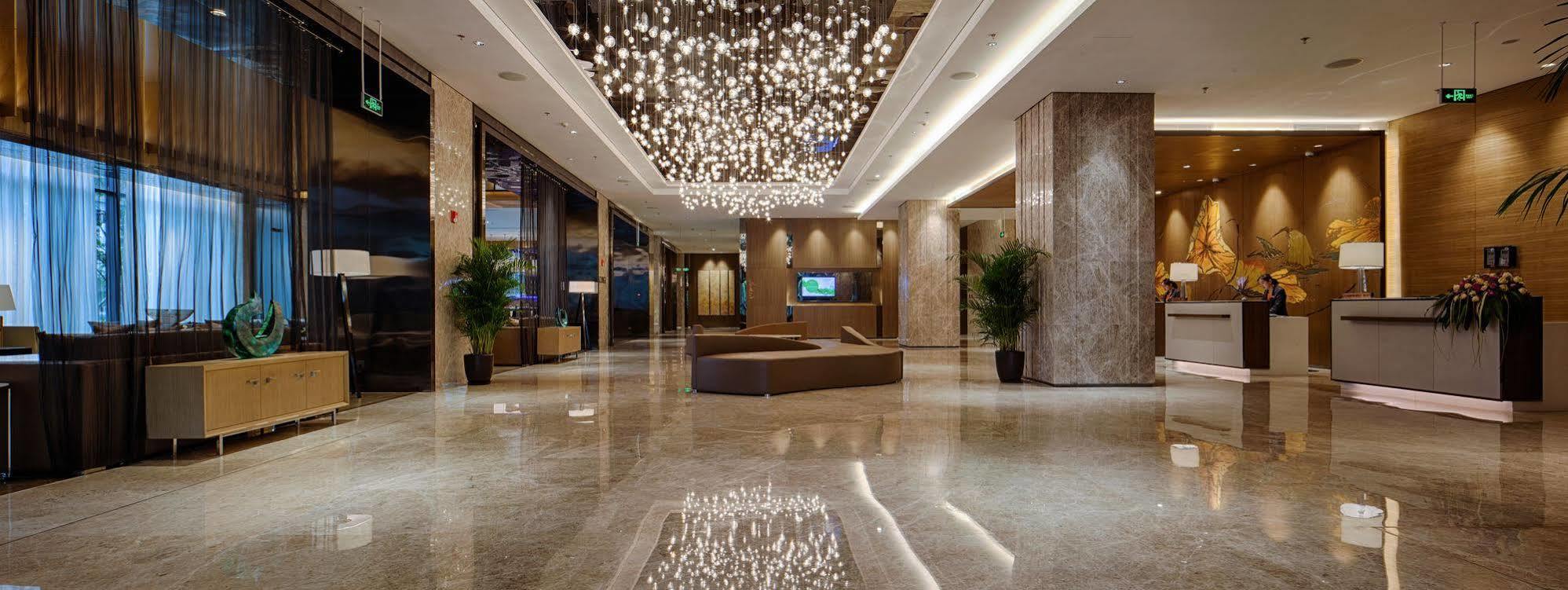 Courtyard By Marriott Xinchang Bagian luar foto