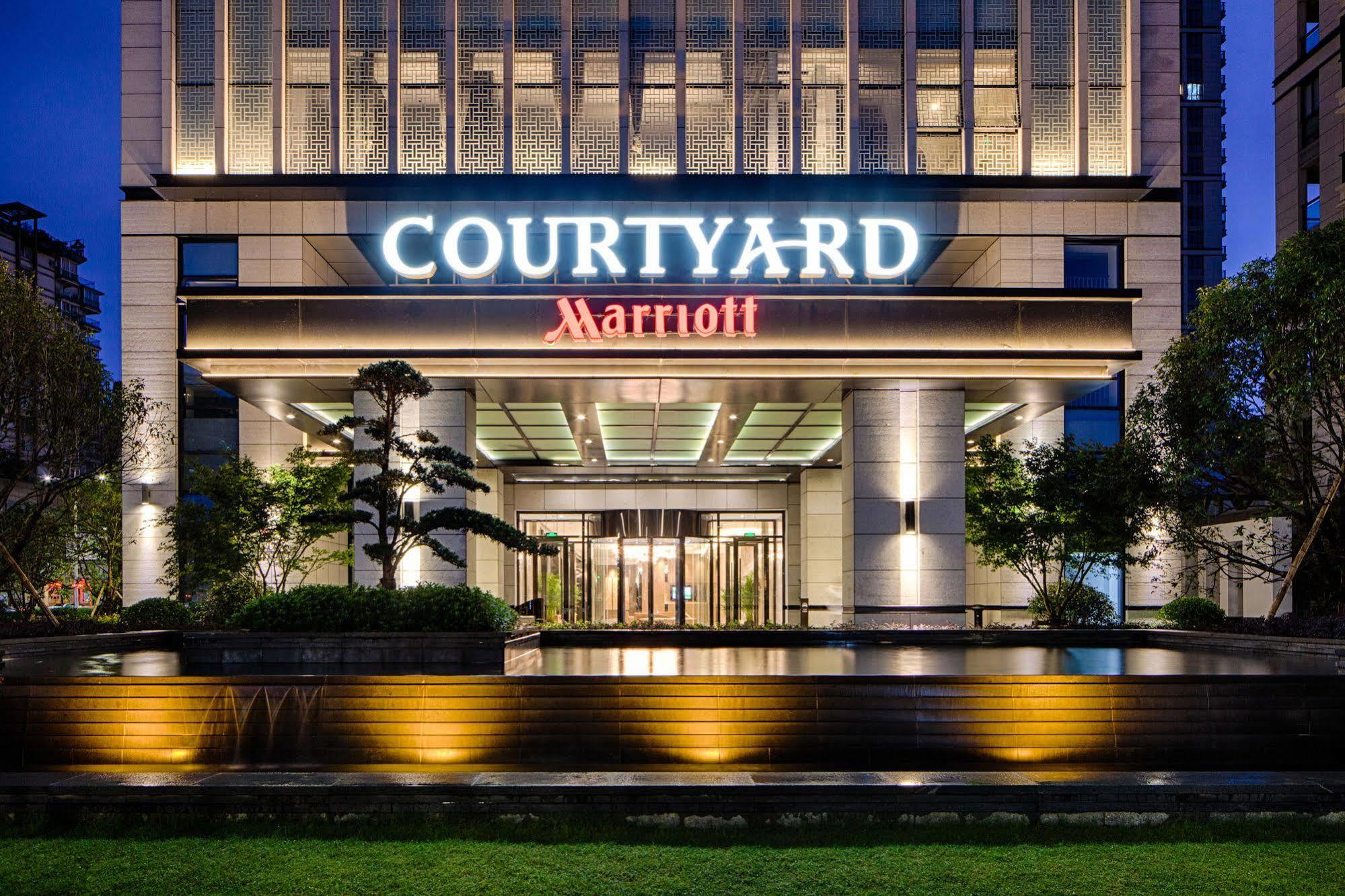Courtyard By Marriott Xinchang Bagian luar foto
